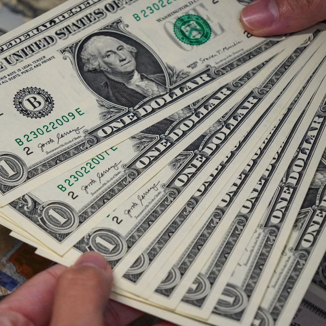 Dólar